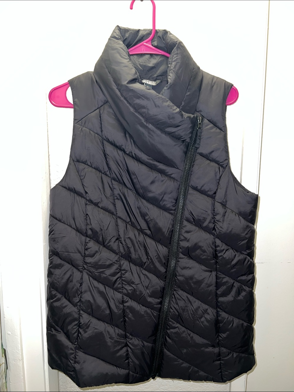 Black Quilted Shawl Collar Puffer Vest - Woman